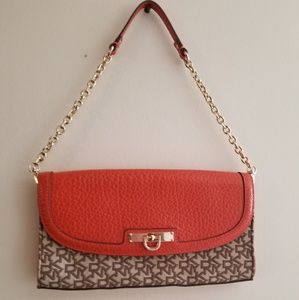 Dkny purse